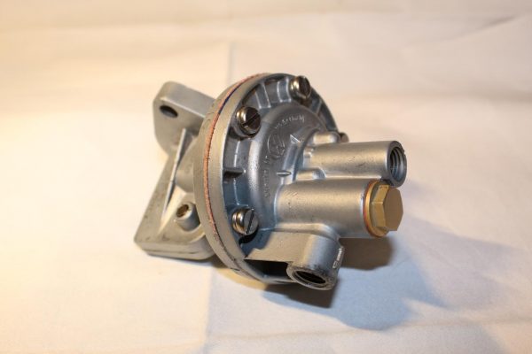 Benzinpumpe 25/30PS - VW Käfer Karmann Ghia Bus T1 - 111127025B - generalüberholt